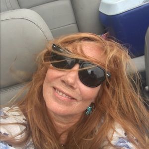 Meet your Posher, Jacquelyne